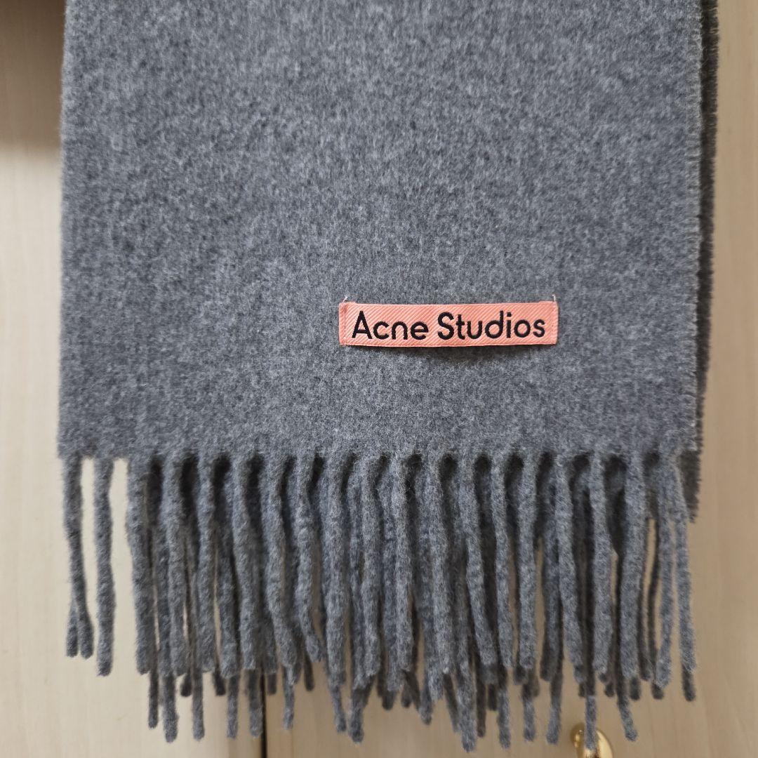 Acne Studios 美品グレー マフラー 　タグ&ショッパー付き