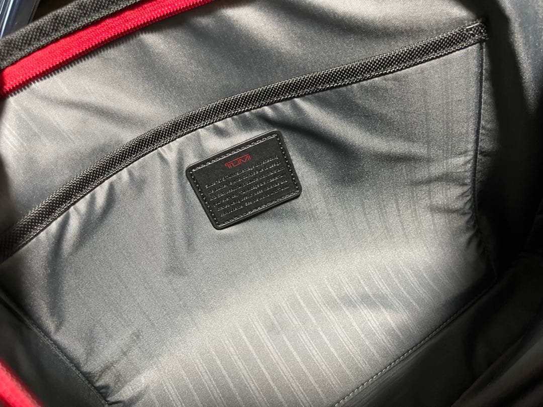 TUMI ブラック ビジネスバッグ　美品
