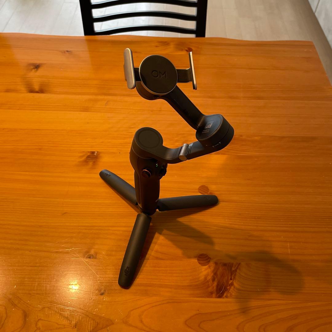 DJI osmo mobile6 OM6 スタビライザー ジンバル