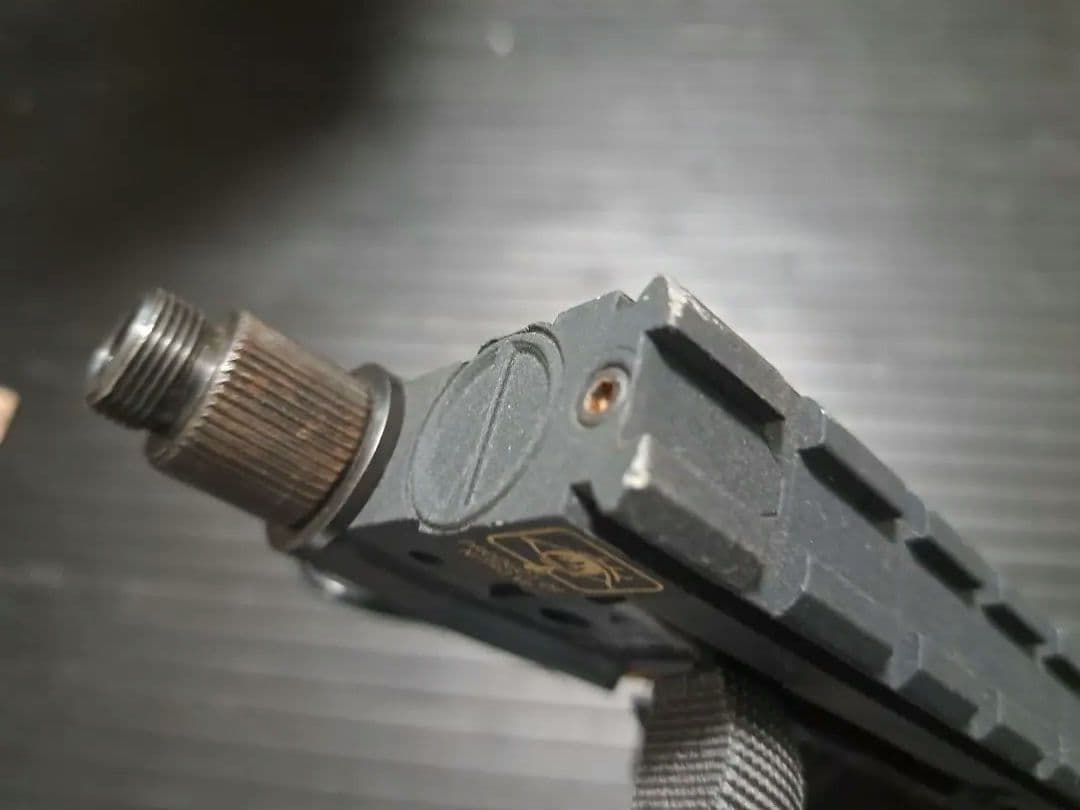 MP5K用 レイルスリーブ ライラクス製