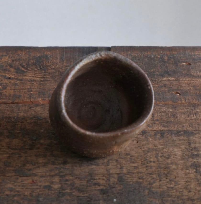 【希少な焼〆】　泉田之也　窯変　のだ窯　備前茶碗　積層　ぐい呑　共箱　桃山陶