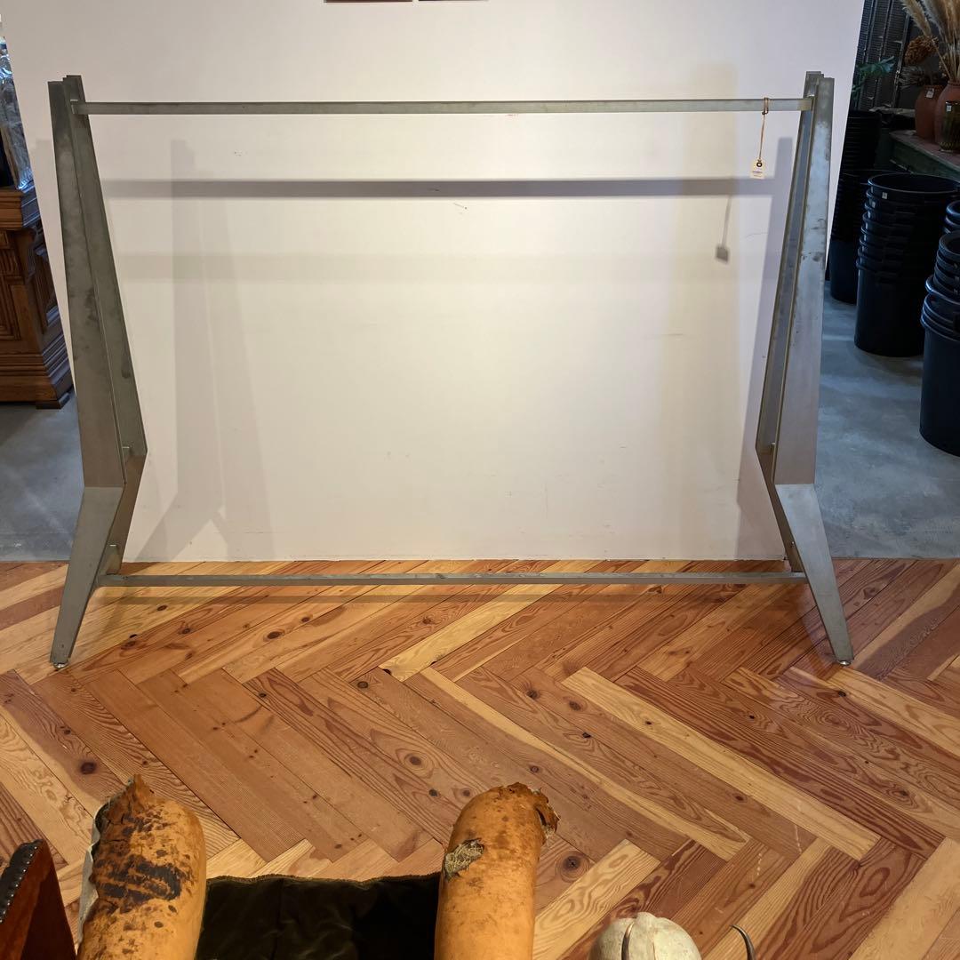 アンティーク　シルバーハンガーラック　店舗向け