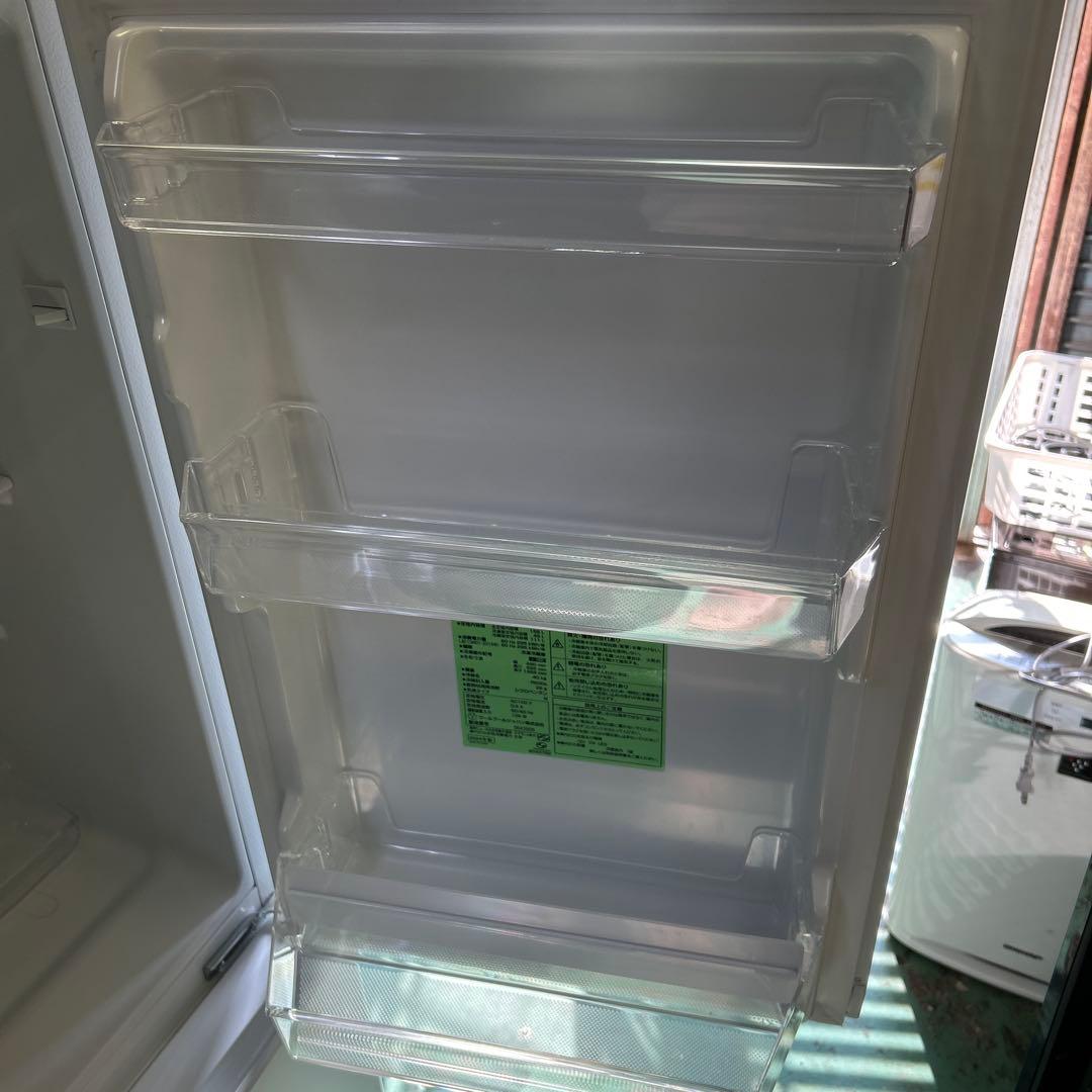 【高年式】美品 ヤマダ 冷凍冷蔵庫 2024年製 YRZ-F15LW 156L