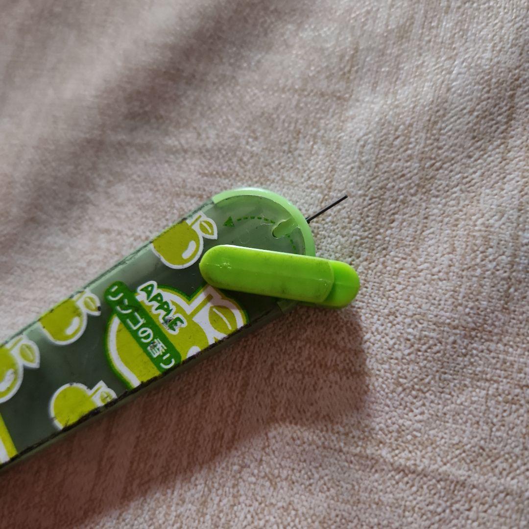 平成レトロ　レア！りんごの香りシャープペンシルの芯