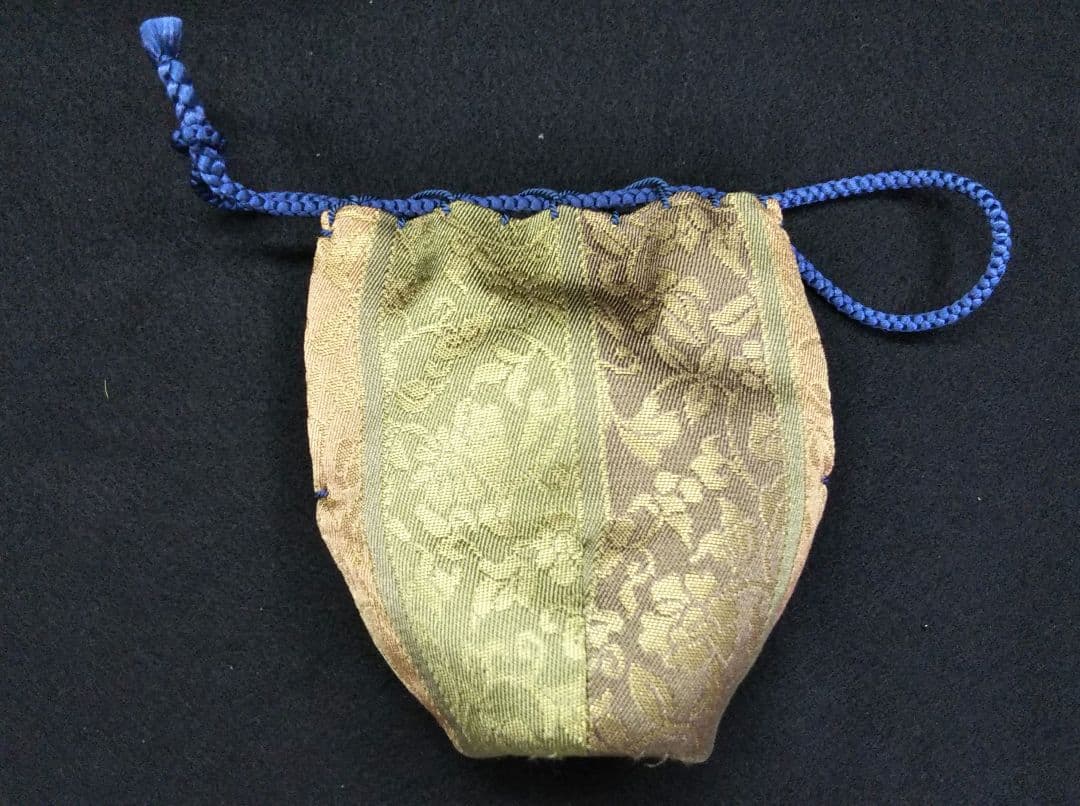 茶道具 茶入 肩付 肩衝 仕服 一重蔓牡丹唐草 西陣織 名物裂 新品