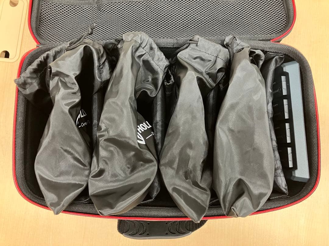 Hollyland C1-4S 同時通話ワイヤレスインターカム (4人用)