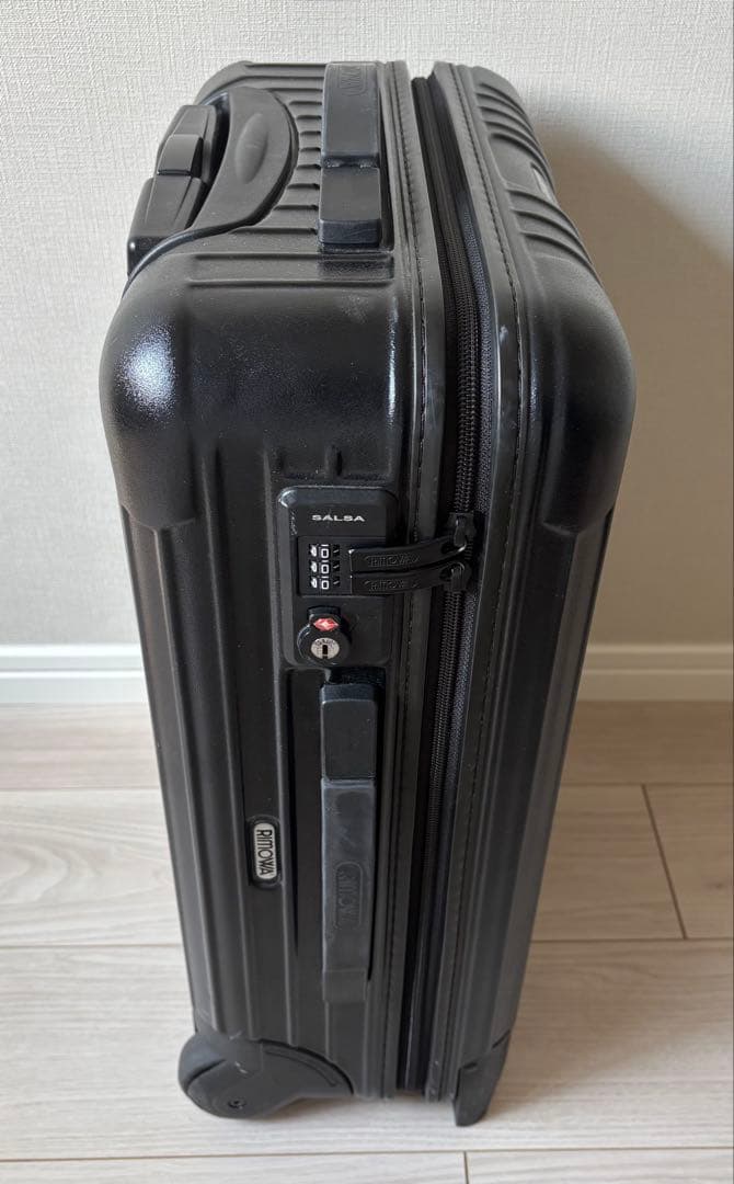 RIMOWA リモワ　サルサ 2輪 キャリーケース機内持込OK