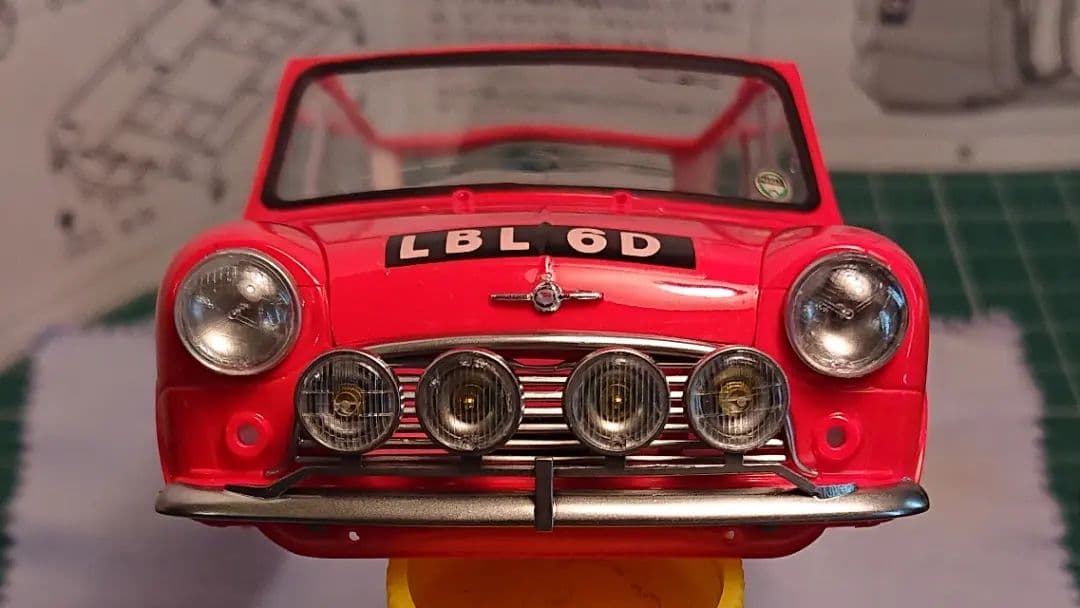 タミヤ モーリス ミニクーパー モンテカルロ ラリー プラモデル 完成品