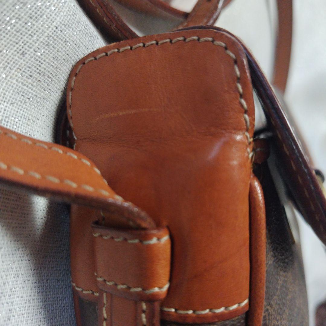 セリーヌ　ショルダーバッグ　マカダム柄　トリオンフ