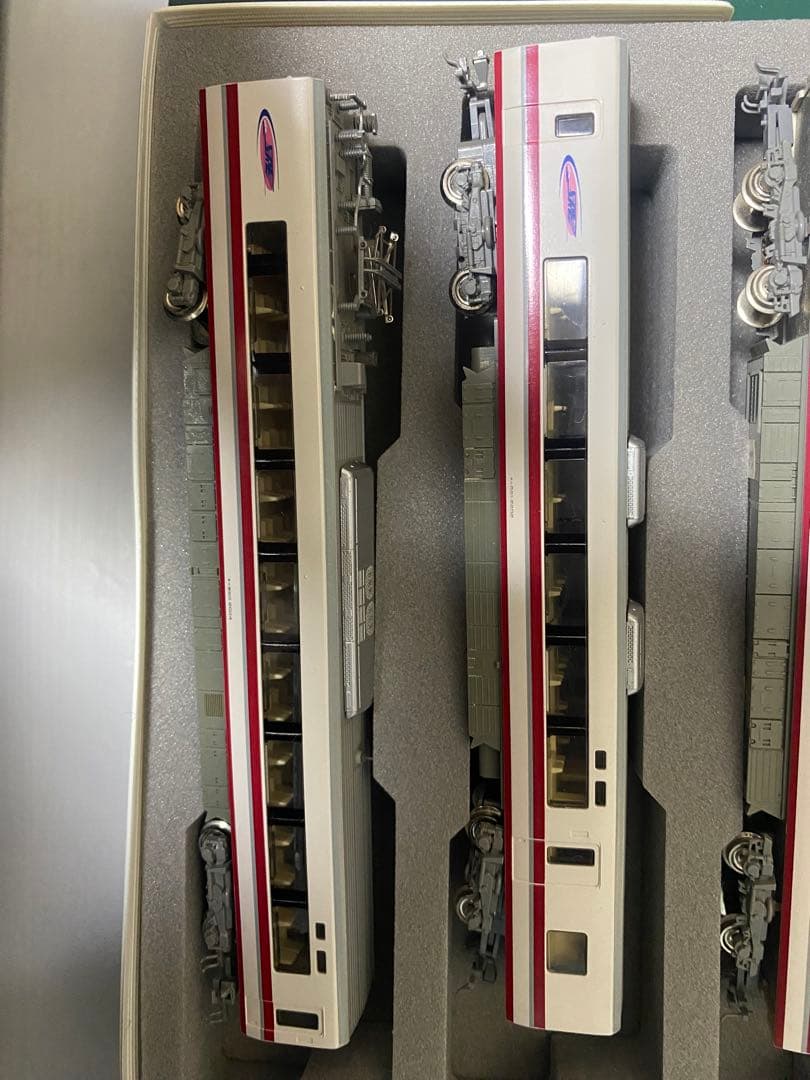 KATO 10-381 681系2000番台北越急行スノーラビット