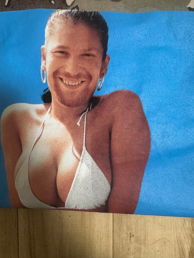 Supreme Tシャツセット（ビキニ&サックス）