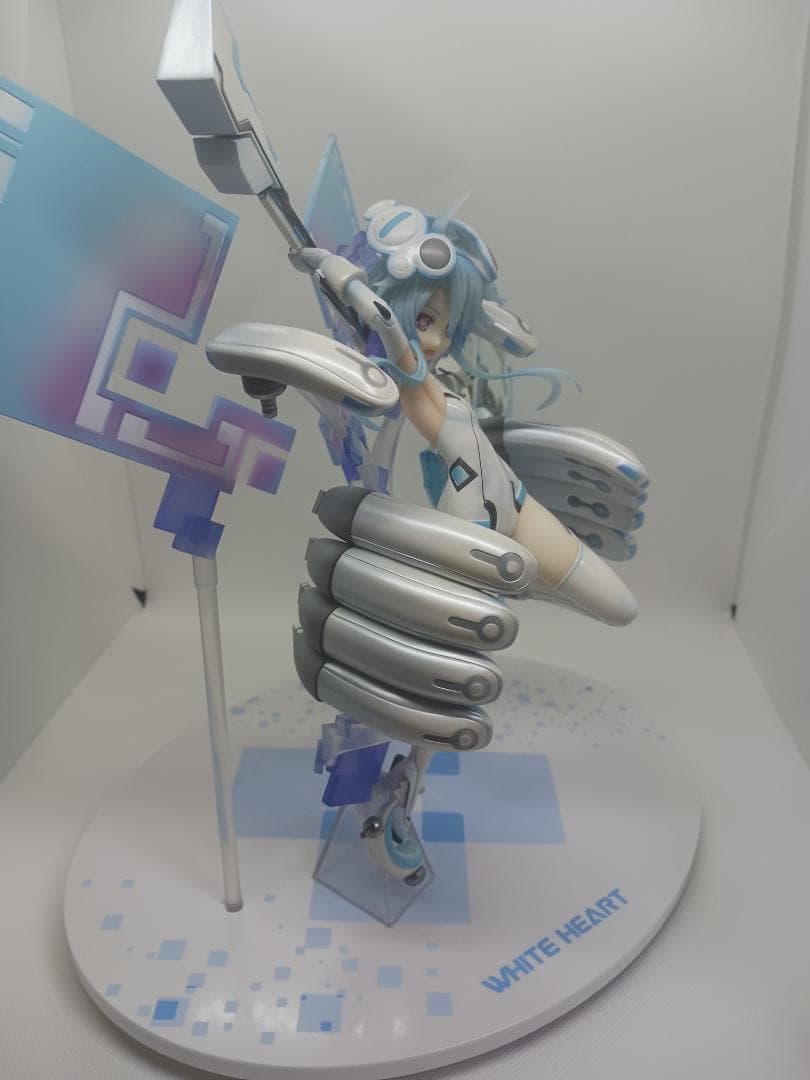 超次元ゲイム ネプテューヌ ホワイトハート フィギュア AMAKUNI