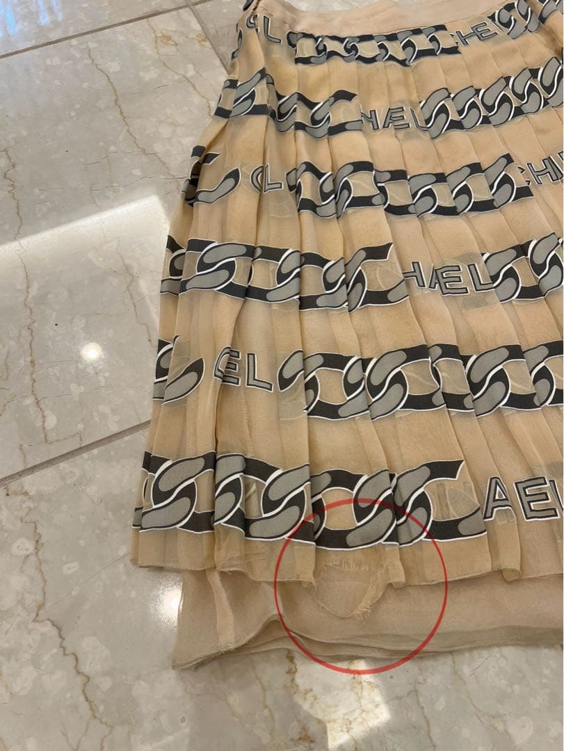 Azukita訳ありCHANEL チェーン柄 フレアスカート 共布2枚付き