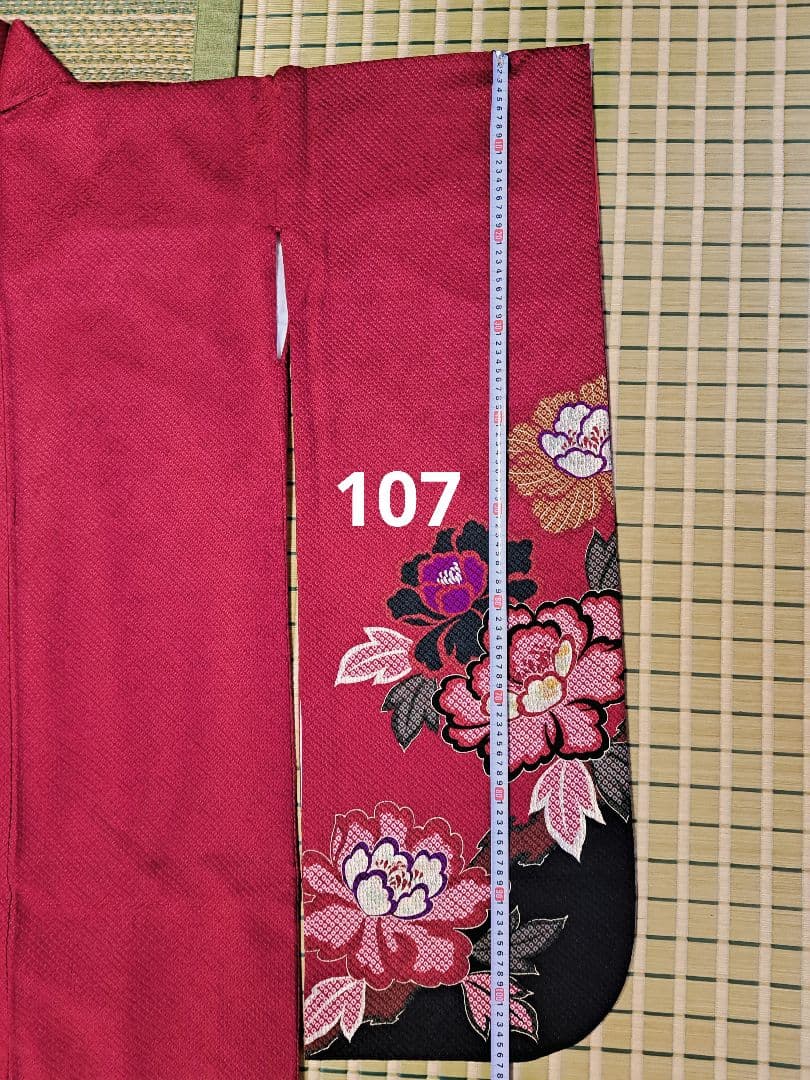 総絞り振袖　振袖　深紅　ボルドー