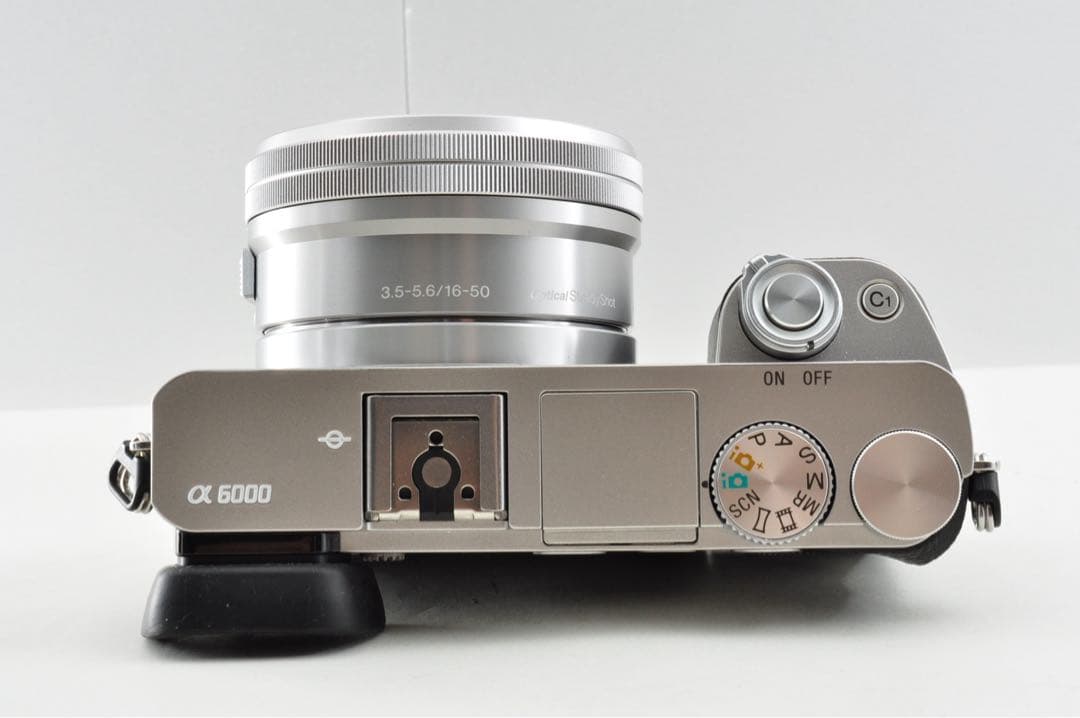 【ショット数1080回 / 美品】 Sony α6000 ダブルズームキット