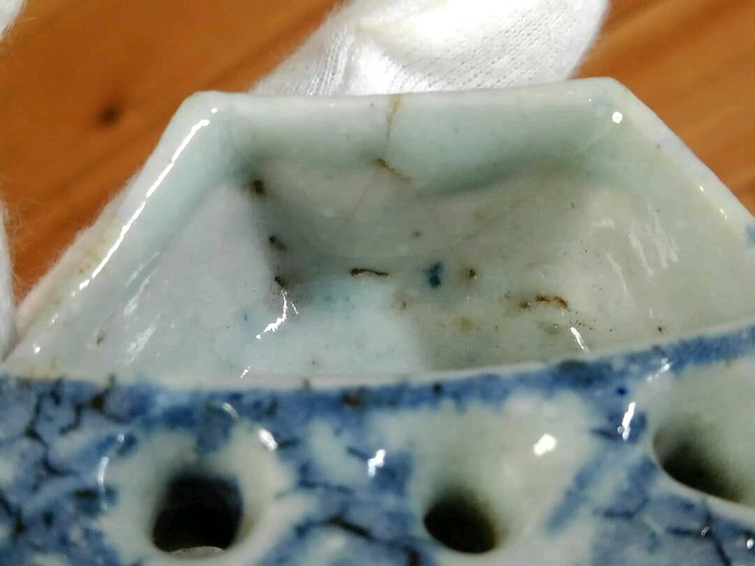 ♥中国製　【　青華　水孟　桐箱付き　】　書道具　染付　骨董品