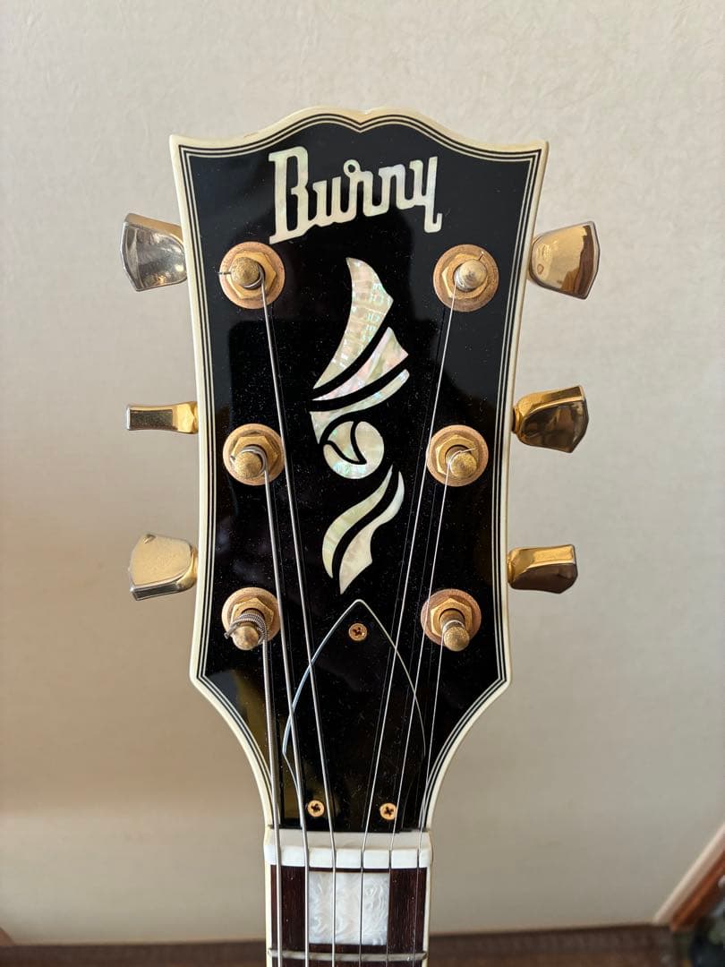 Burny レスポールスタイル エレキギター ホワイト