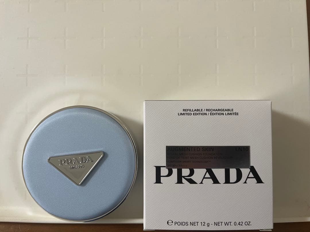 PRADA リヴィール　メッシュ　クッション　ファンデーション　LN10 プラダ