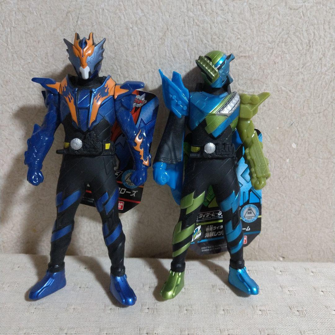 仮面ライダービルド ソフビフィギュア１８体