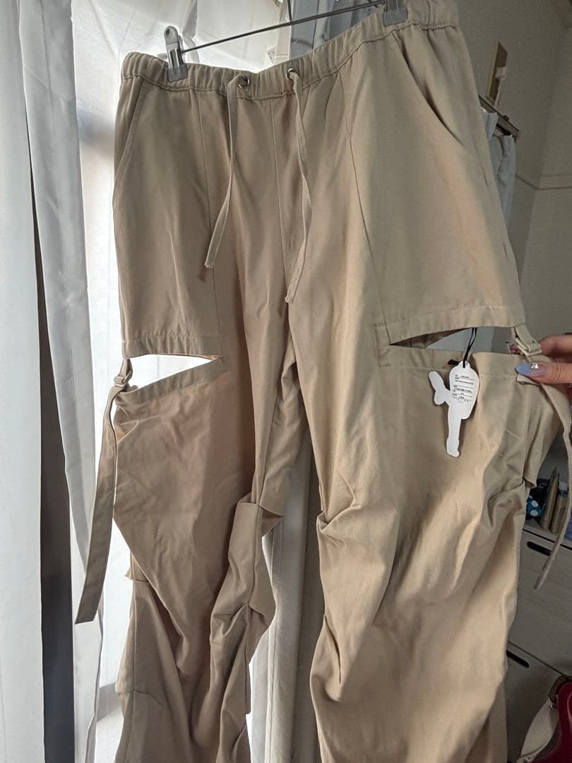 fiction Tokyo サイドカットボリュームパンツ