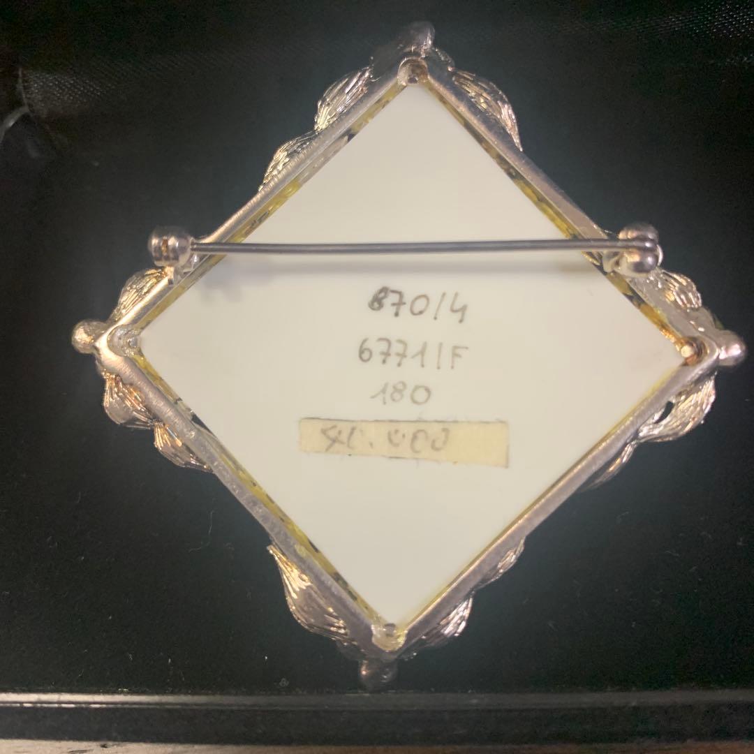 大幅お値下げ✤希少✤アウガルテン インペリアルガーデン ブローチ (ケース付き)