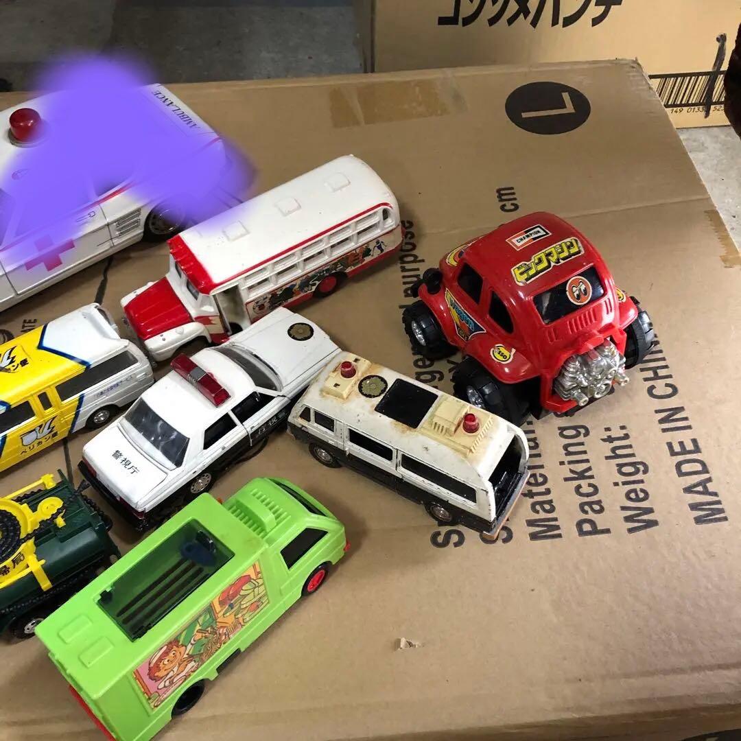 ミニカーセット 救急車 消防車 バス 単品売り可能　とりあえずの価格設定です