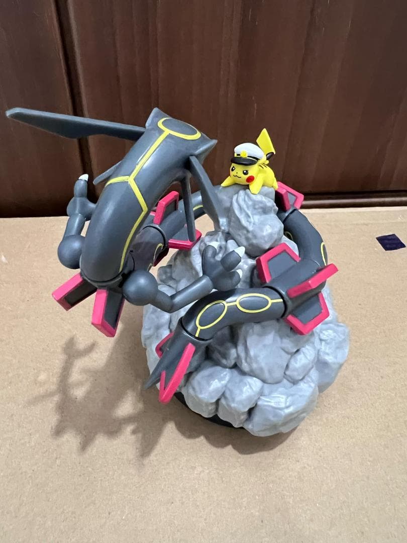 ポケモン フィギュア モンコレ レックウザ ピカチュウ