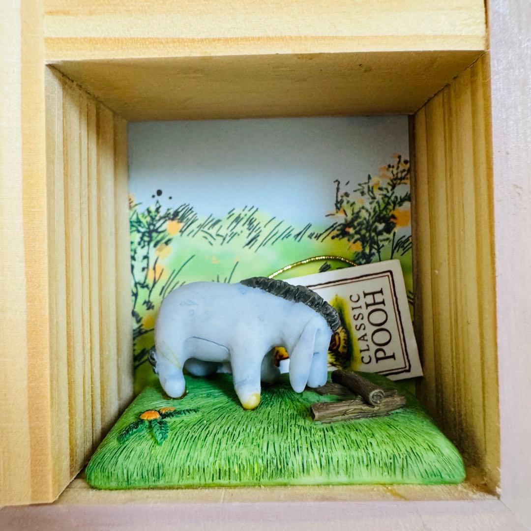 プーさん　ジオラマ 壁掛け フィギュア クラシックプー ピグレット イーヨー