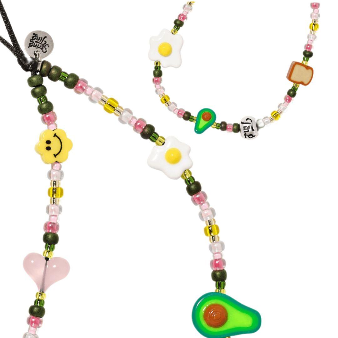 String Ting ブランチ アボカド 目玉焼き トースト