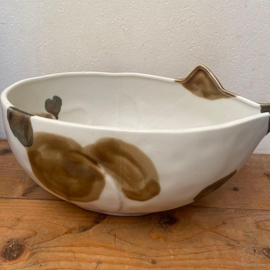 作家　野上千晶　猫　ボール