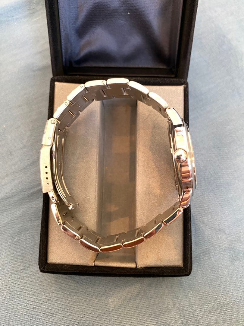 【希少・非売品】トヨタ セルシオ オーナーズウォッチ 100M防水 オマケ箱付き