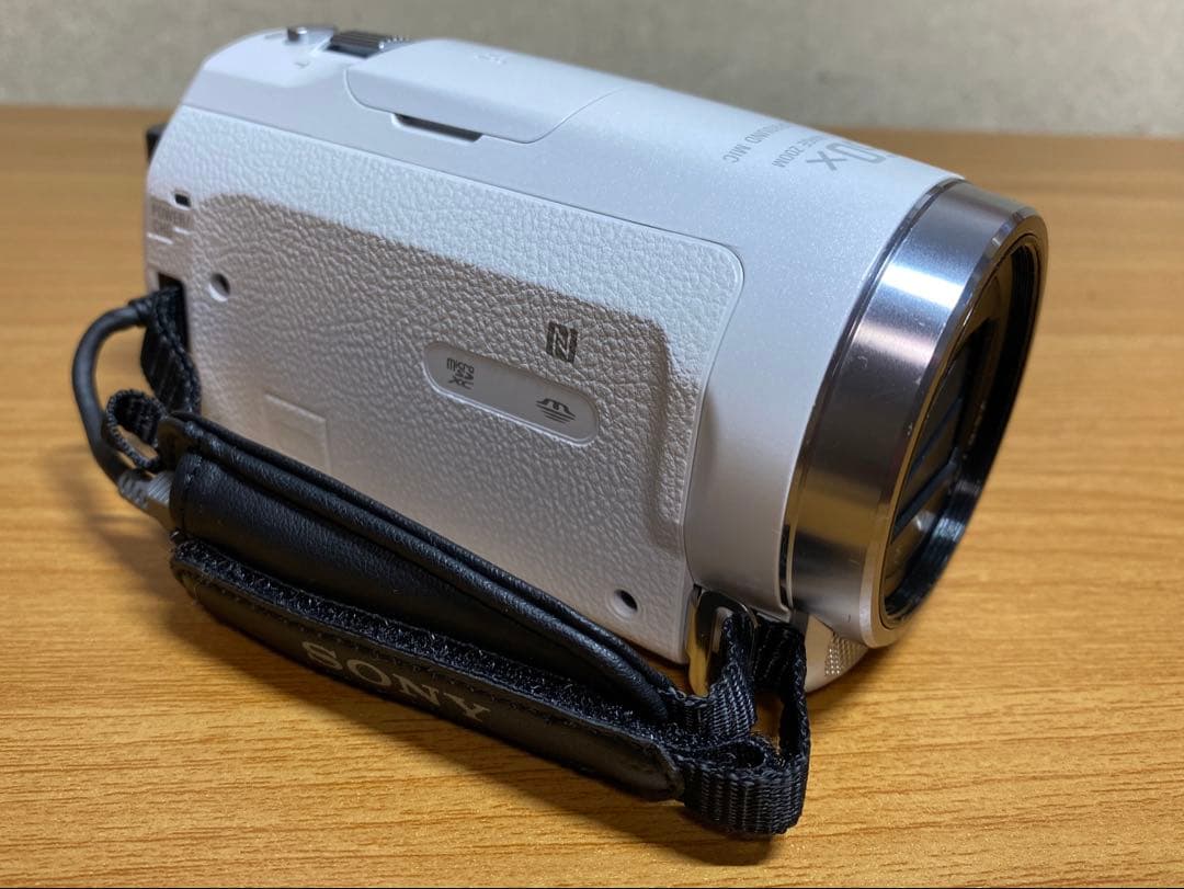 SONY HDR-CX680 ハイビジョン ハンディカム ホワイト　本体