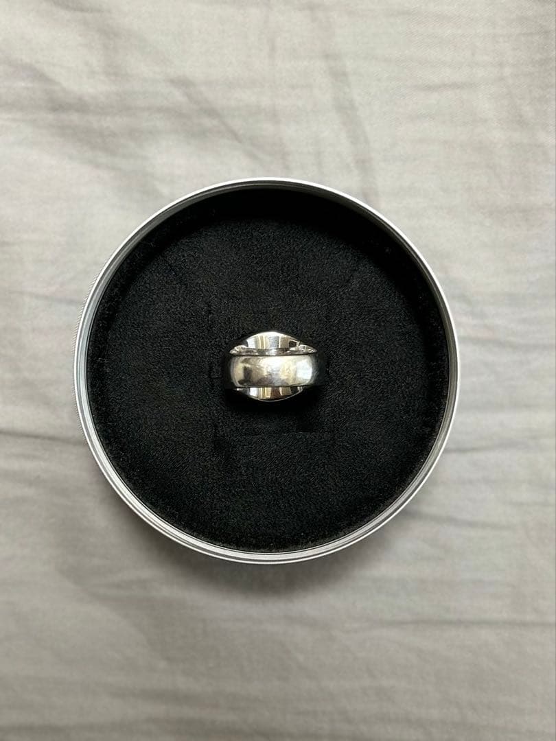 ゆゆゆゆTom Wood Cushion molecule トムウッド