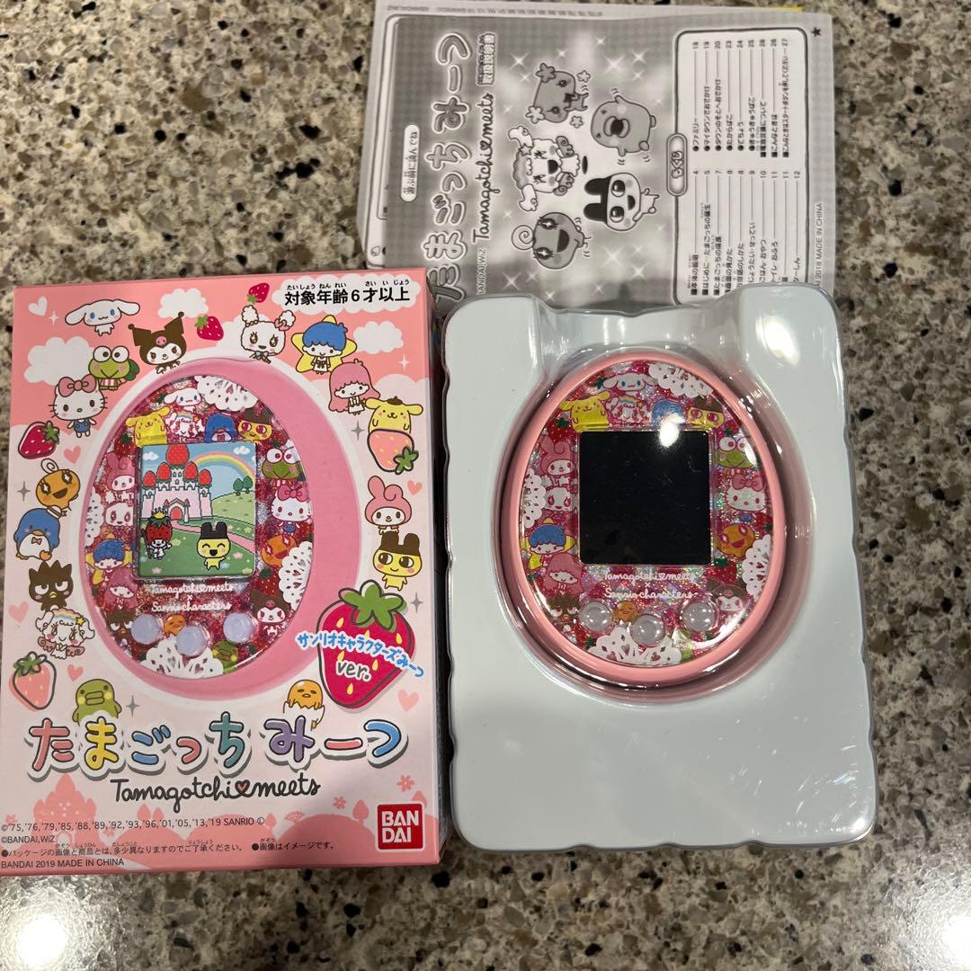 たまごっちみーつ　サンリオみーつ　たまごっちミーツ　サンリオ　箱あり