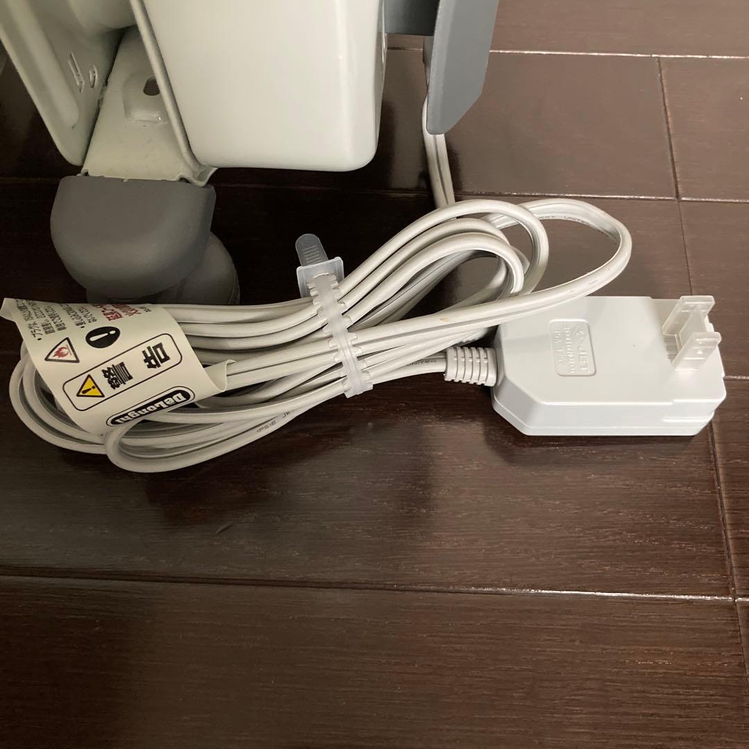 【未使用品】Delonghi   デロンギ  オイルヒーター