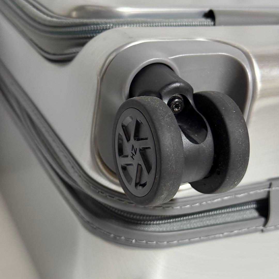 ⭐️極美品⭐️ゼロハリバートン　キャリーケース　シルバー　ビジネスバッグ