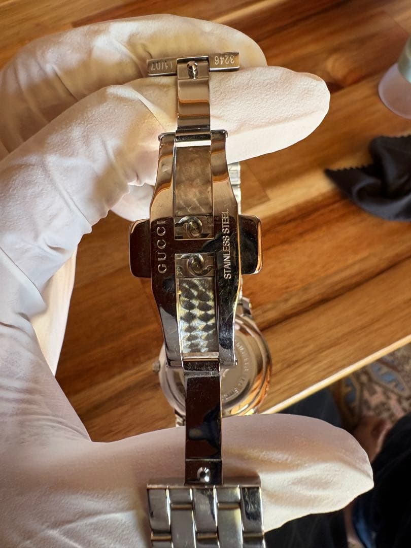 GUCCI 腕時計 5500M ブラック