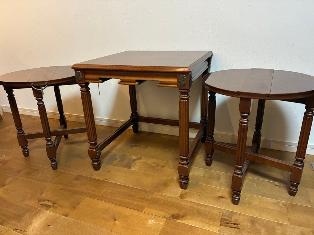 Y*望様 アンティーク　ネストテーブル　折り畳みラウンドテーブル　３点セット