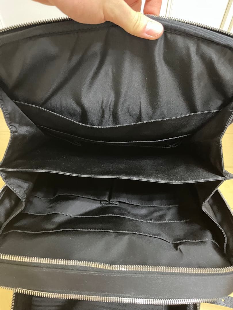 margie　プラダスーツケース