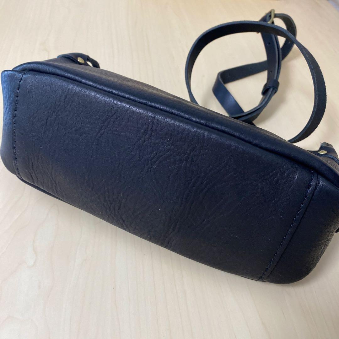 新品　キソラ牛革ショルダーバッグ　エピカ