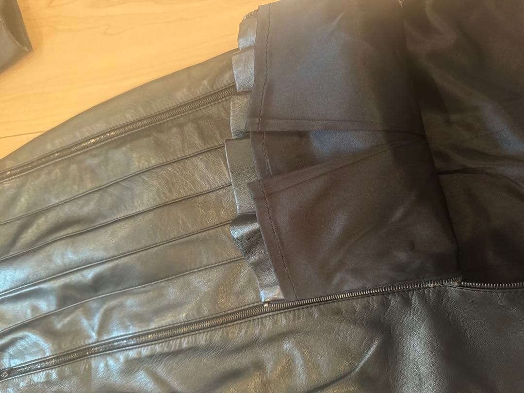 Christian Dior 黒 レザー タイトスカート　イタリア製