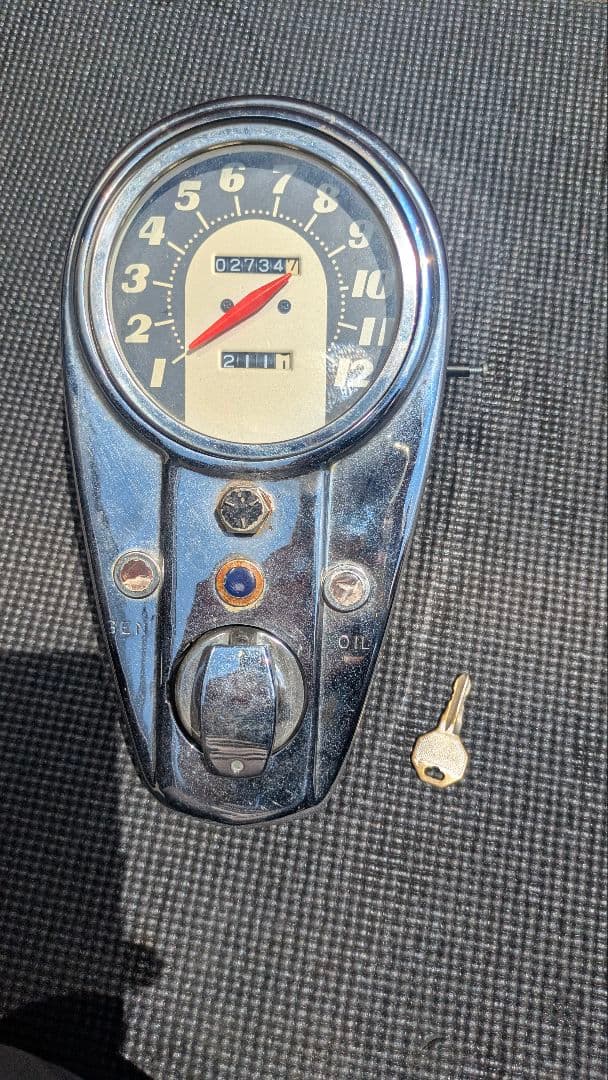 ハーレー　ショベルFLH　スピードメーター　イグニッションスイッチ　キー付き