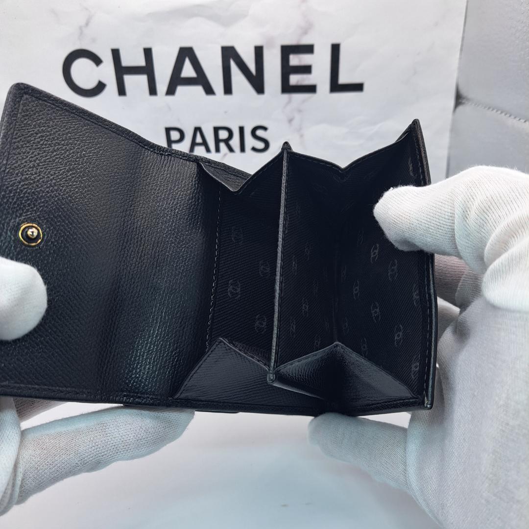 CHANEL　ココボタン　ブラック　 三つ折り財布