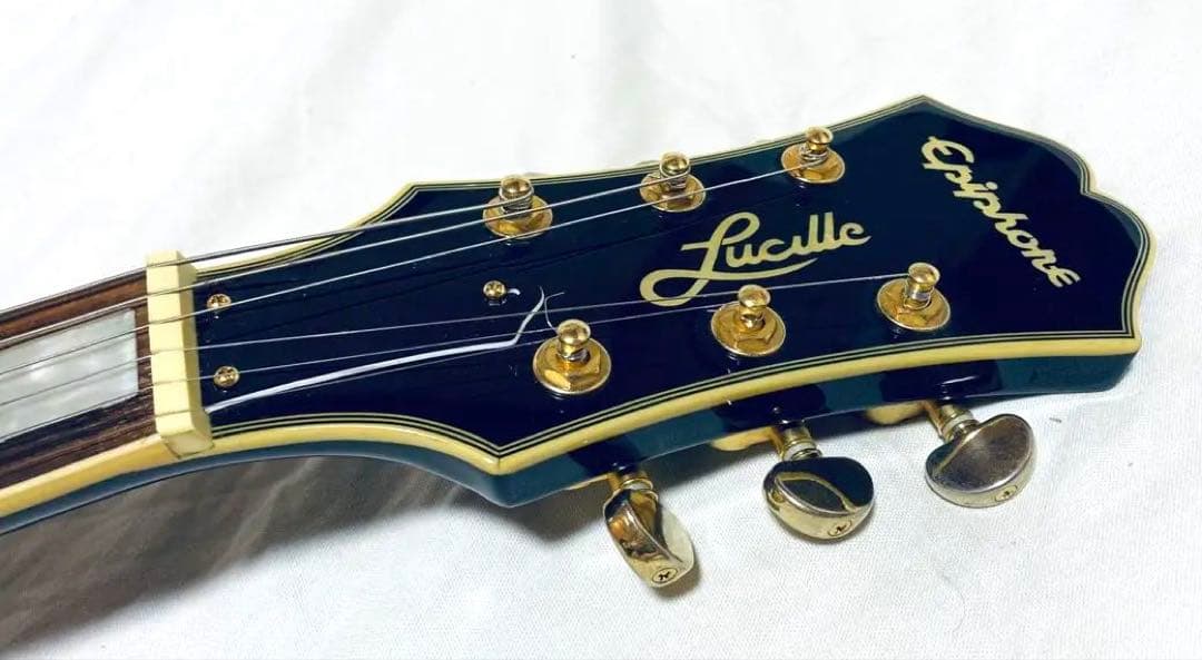 Epiphone B.B. King Lucille セミアコ ハードケース付き