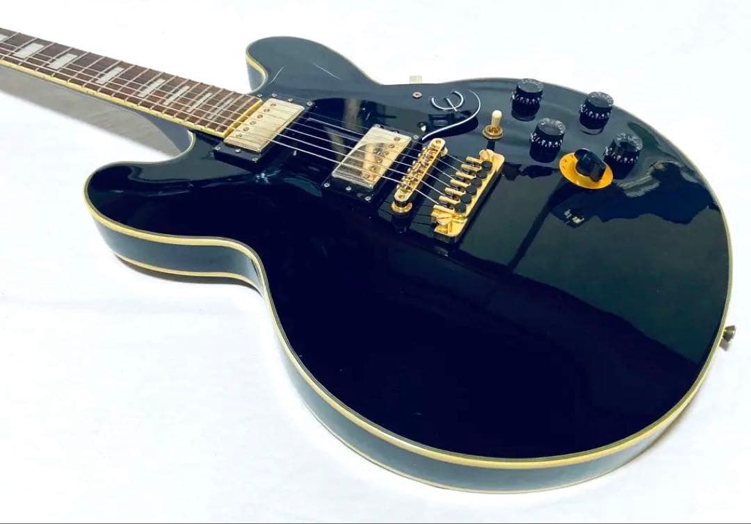 Epiphone B.B. King Lucille セミアコ ハードケース付き