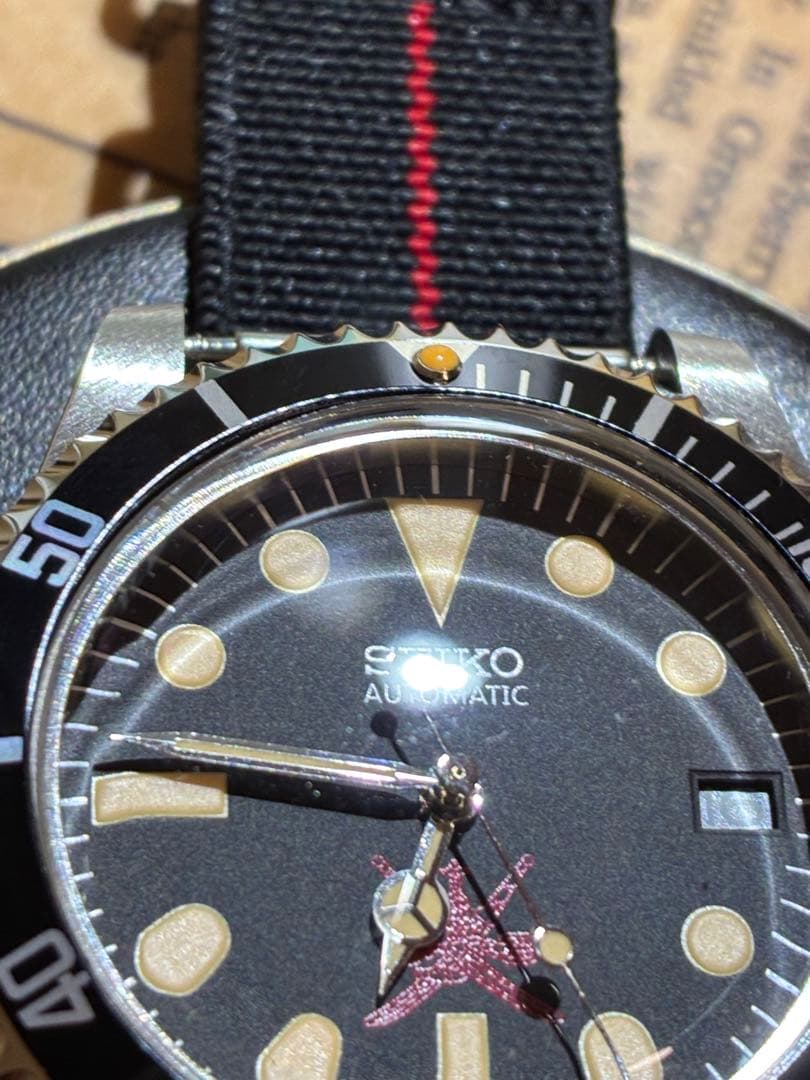 nh35自動巻搭載 39.5mmアンティークドーム型レンズアルミ製ブラックベゼル