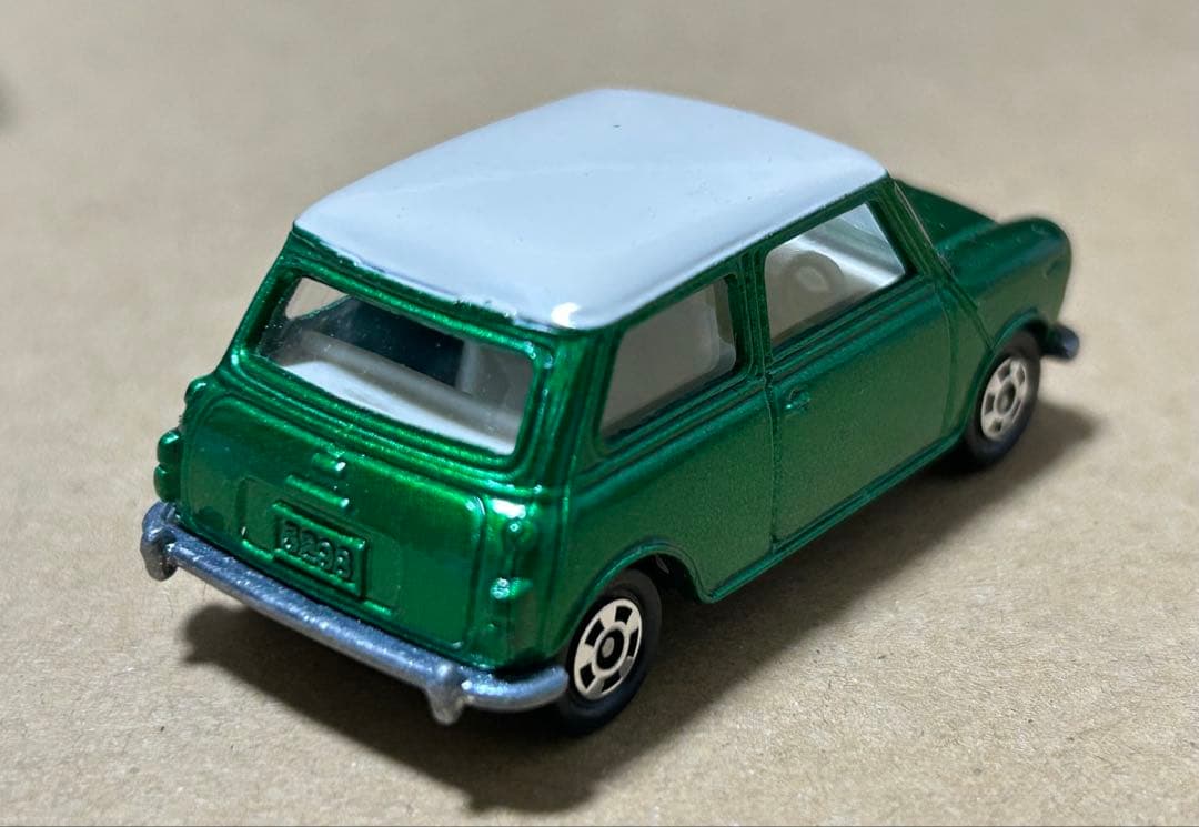 トミカ F8 ミニクーパー 輸出仕様 メタグリーン