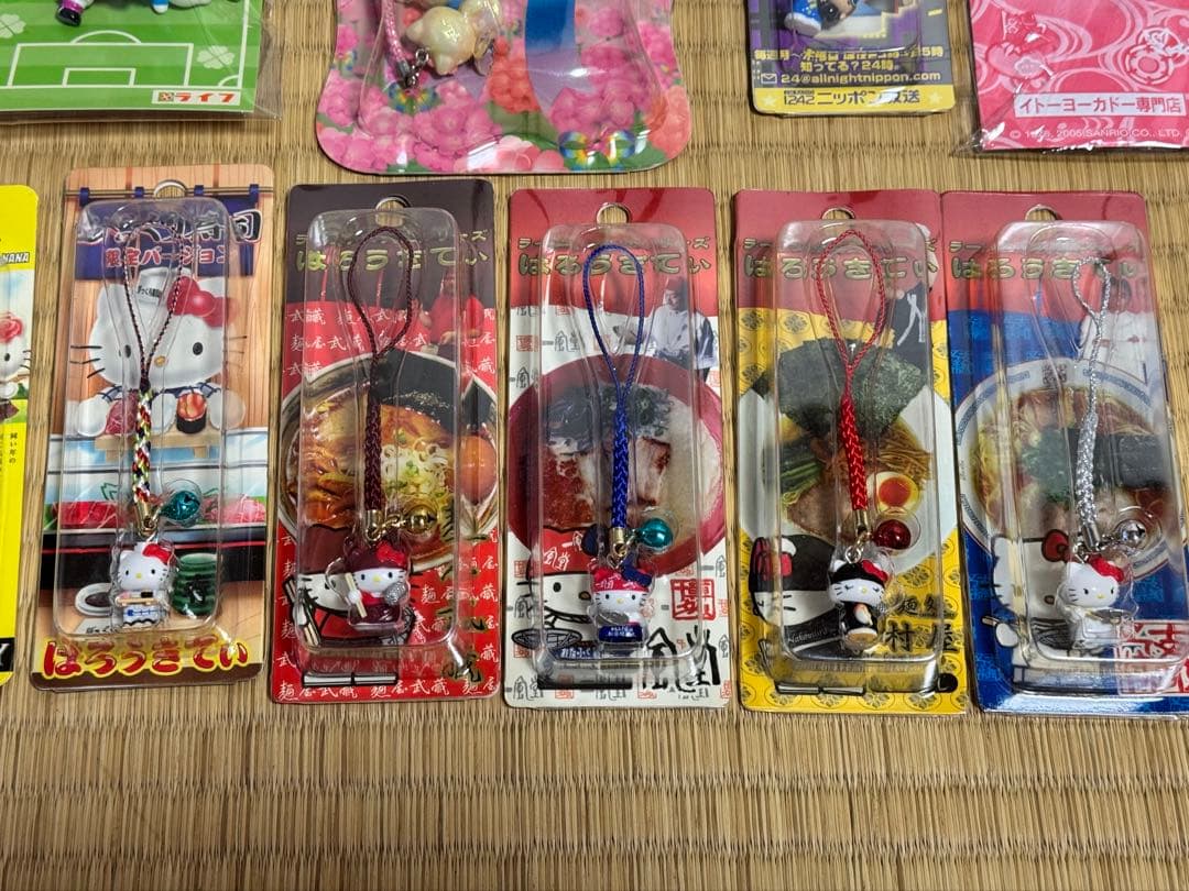 レア　キティ　根付け　ストラップ　まとめ売り　65点