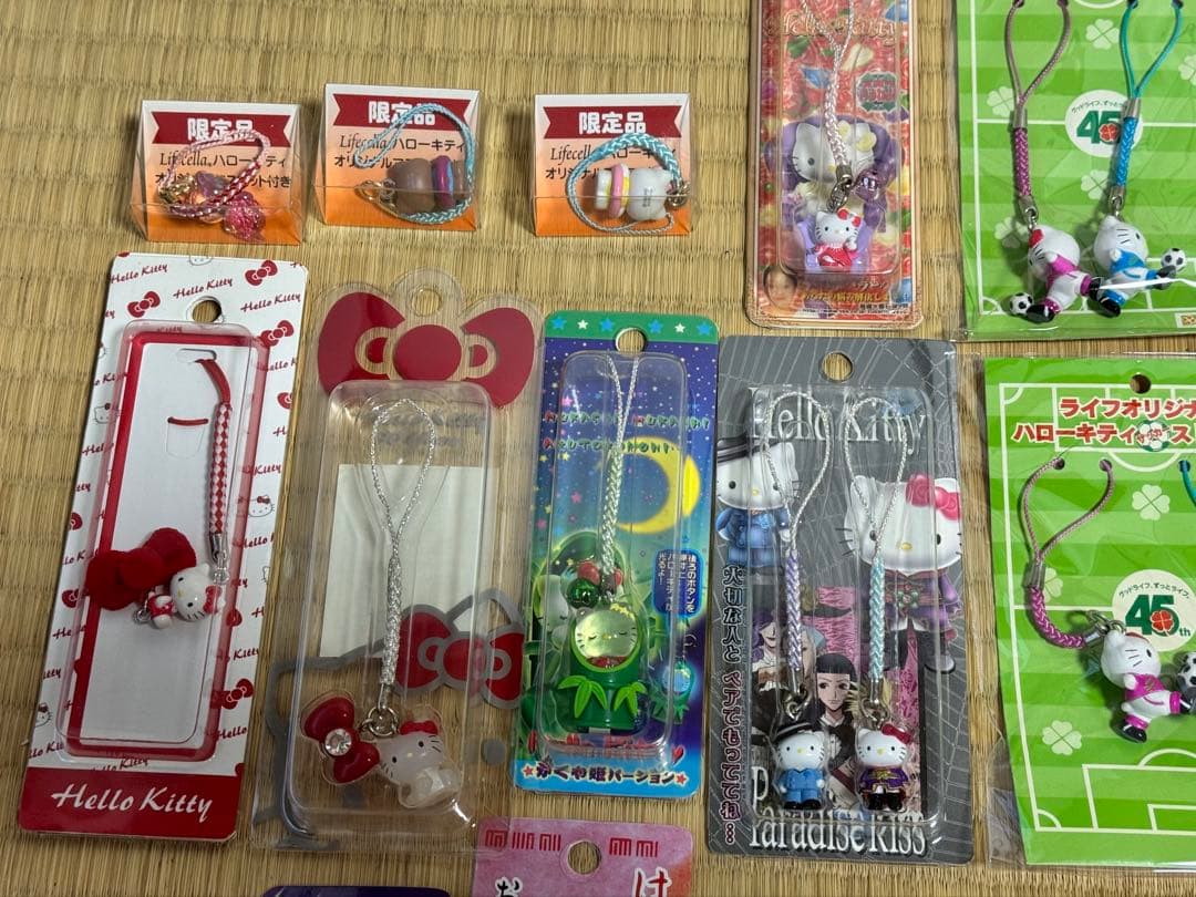 レア　キティ　根付け　ストラップ　まとめ売り　65点
