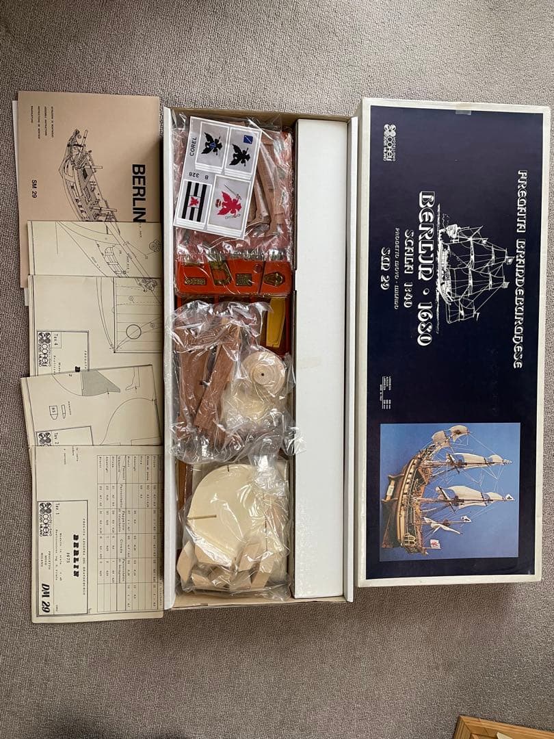 COREL社 BERLIN 1/40 帆船模型(コーレル書社)